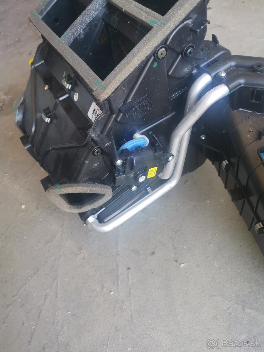 Predám komplet box z výparníkom - 5