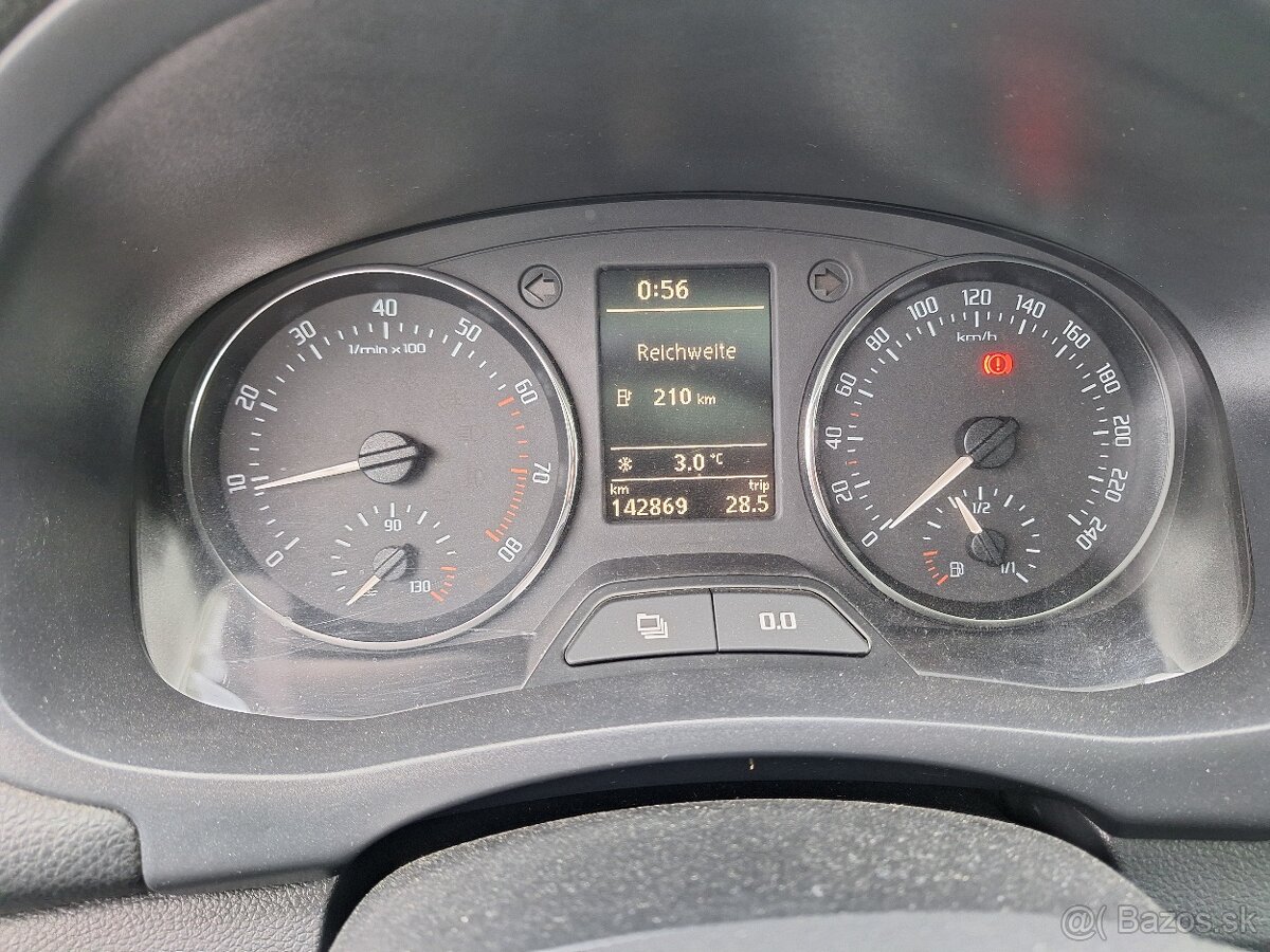 ŠKODA ROOMSTER 1,2TSI 4 VALEC KLÍMA - 5