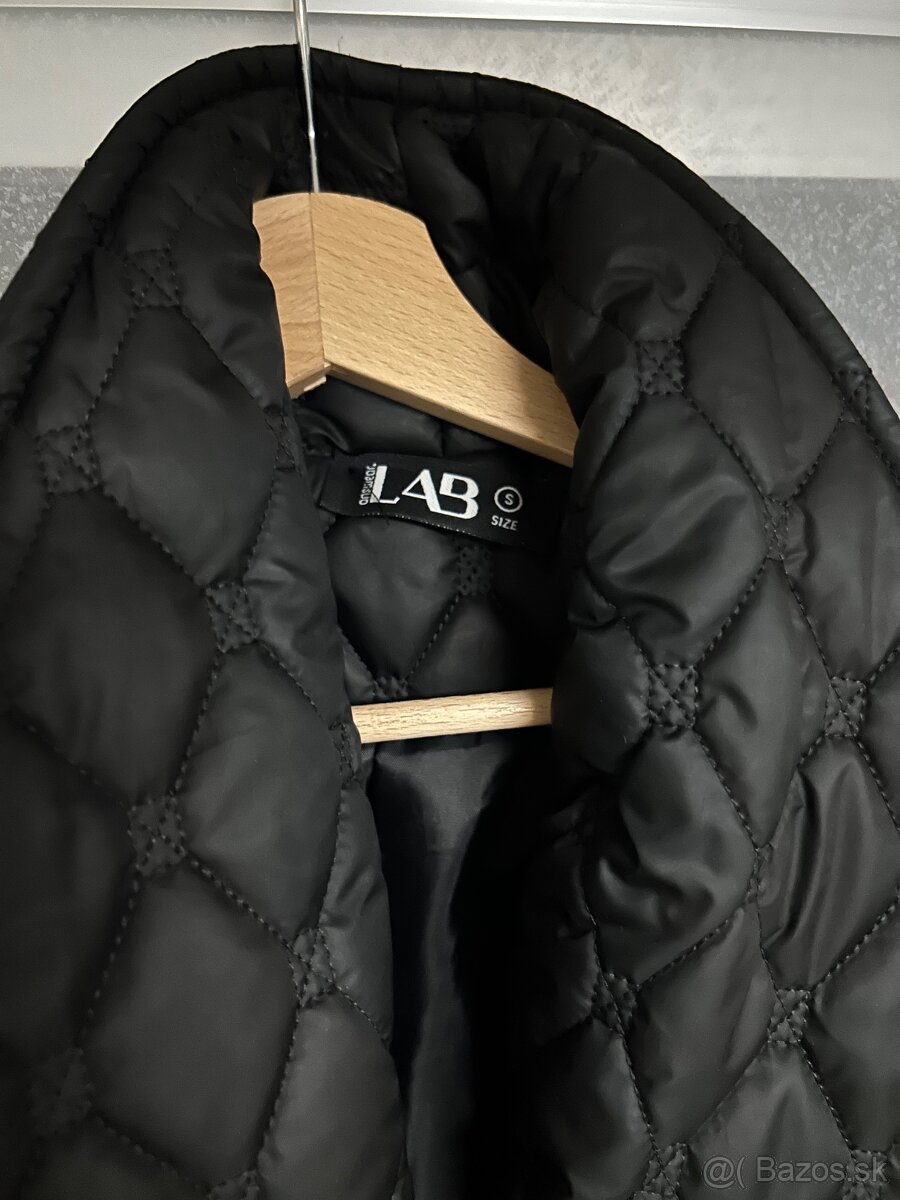 Na predaj dámska prešívaná bunda - 5