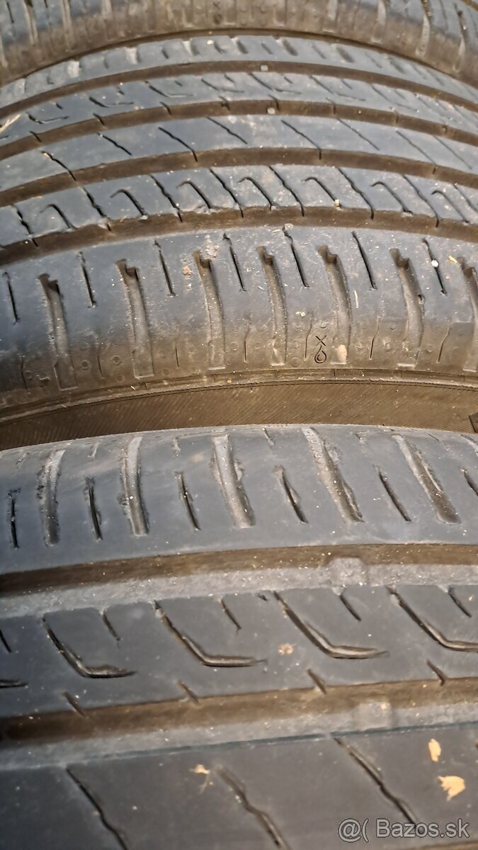 Predám 4ks jazdené letné 215/50r17-95Y Barum - 5