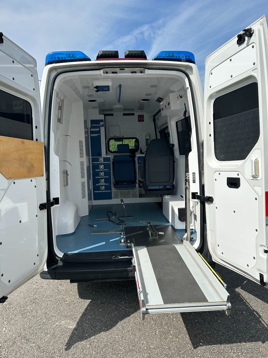 VW Crafter - 2.0 TDI Sanitné vozidlo - DSG - 5