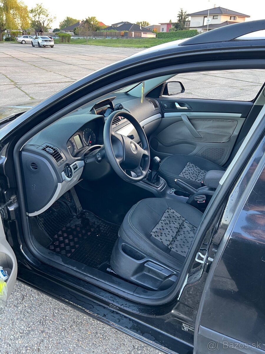 Škoda Octavia II 1.9TDI 77KW - 5