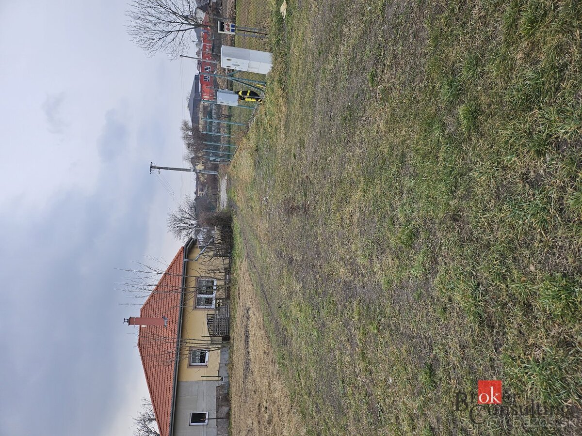 Na predaj lukratívne pozemky - 5