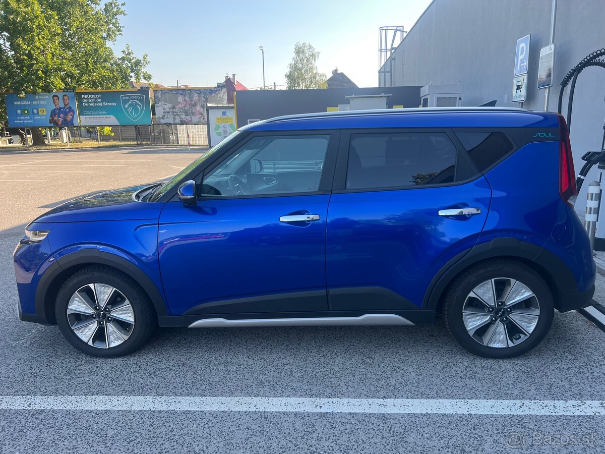 2021 KIA Soul EV 64 kWt - 5