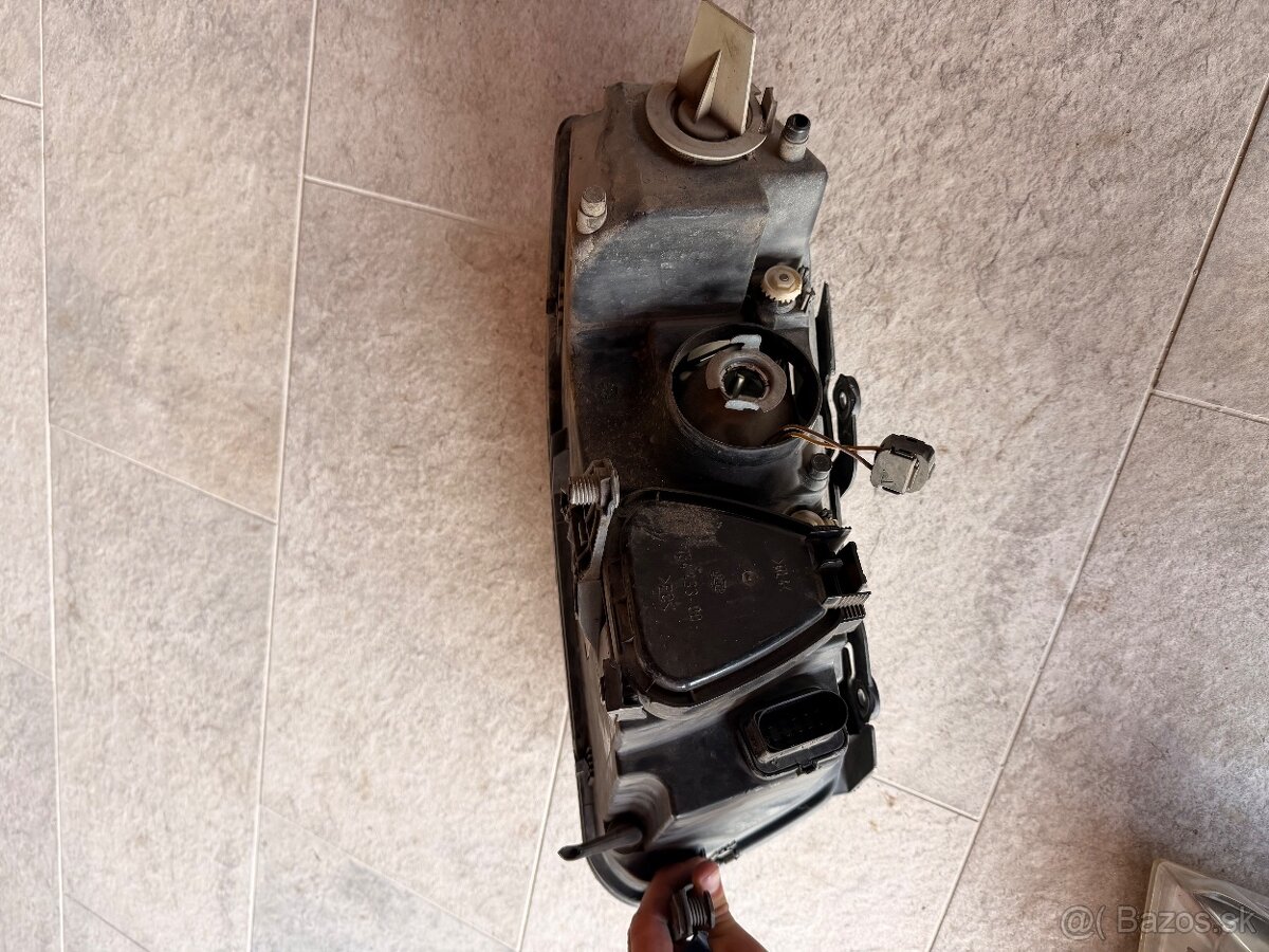 Svetla passat b5.5 - 5