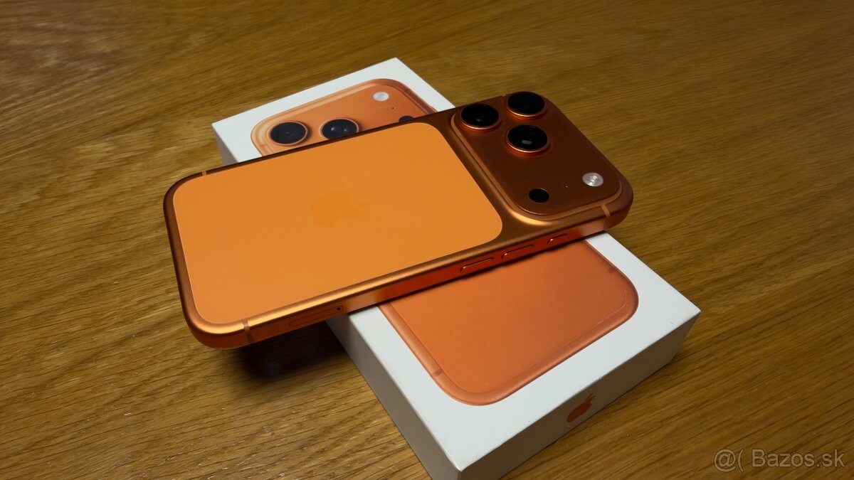 Predám iPhone 17 Pro 512gb Cosmic Orange - 5