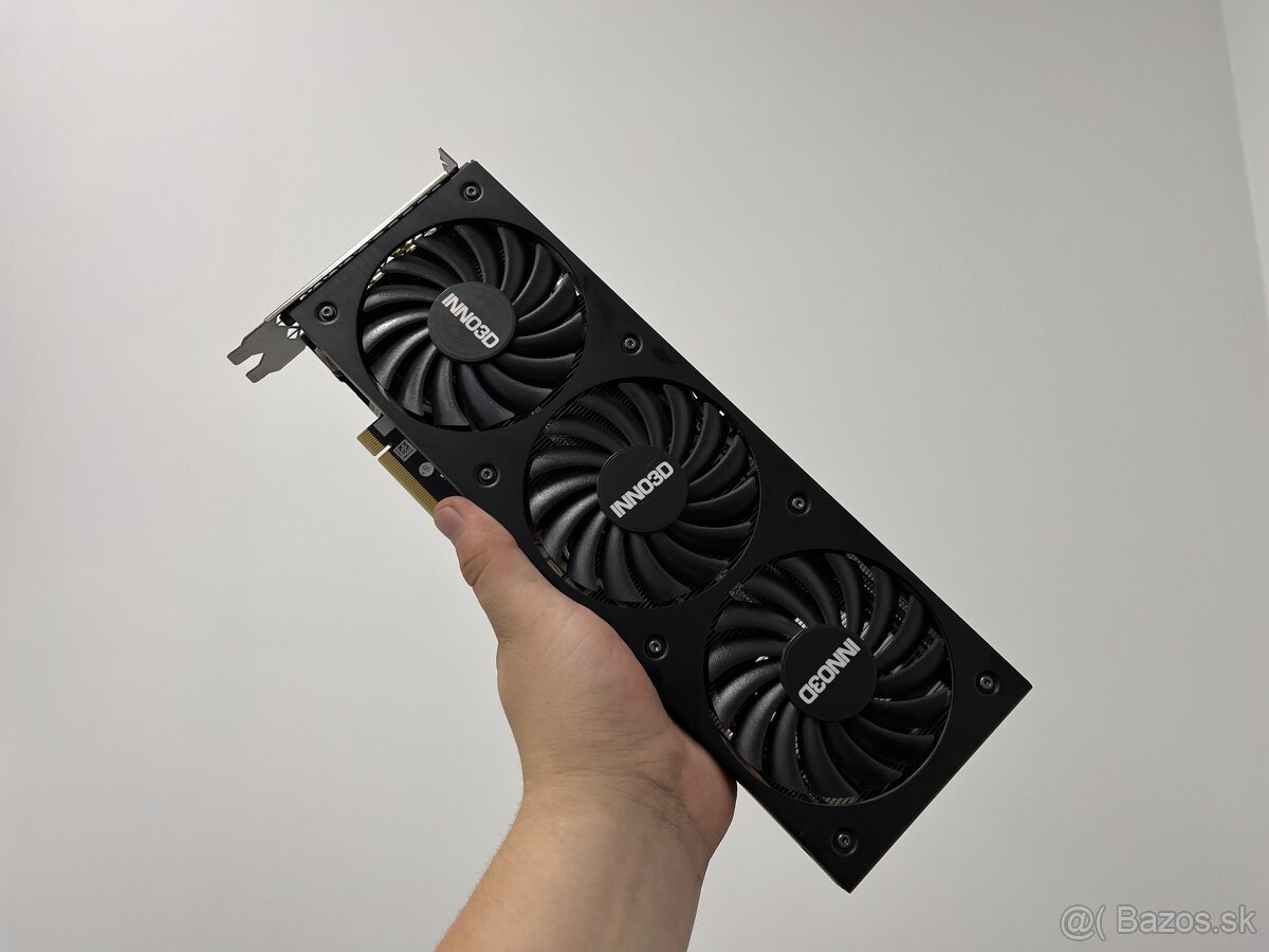 Predám grafickú kartu iCHILL by Inno3D GeForce RTX 3090 24GB - 5