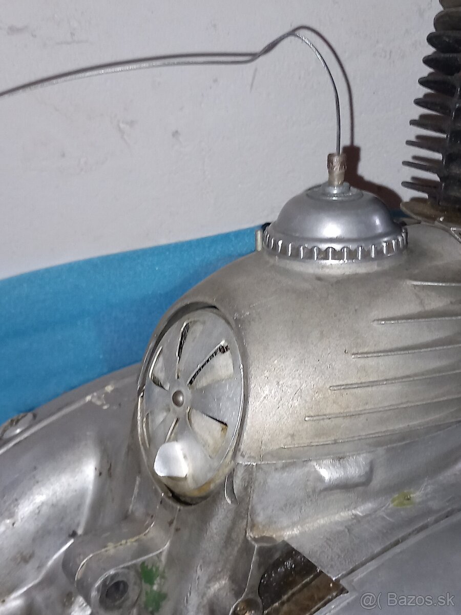 Motor jawa 250 353 - 5