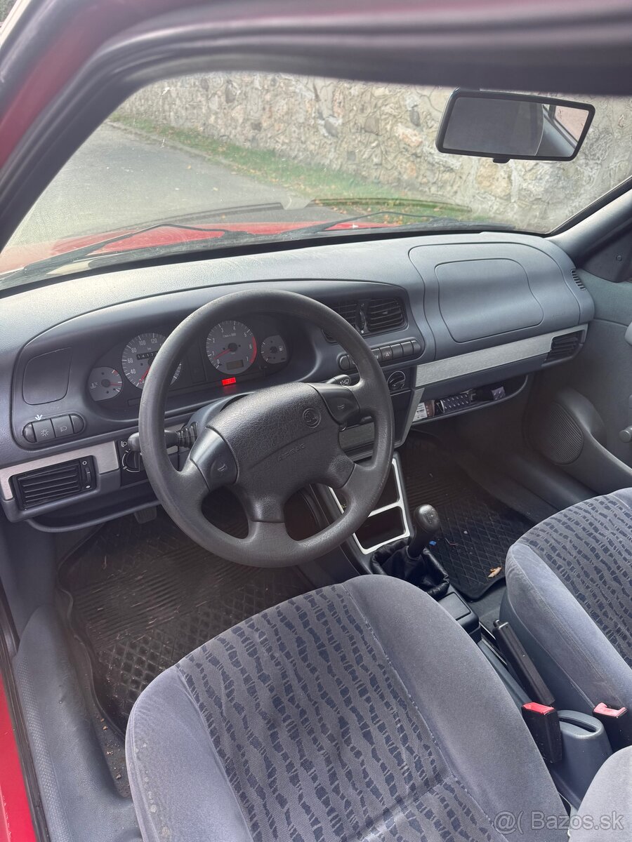 Škoda felicia 1.6Lxi - 5