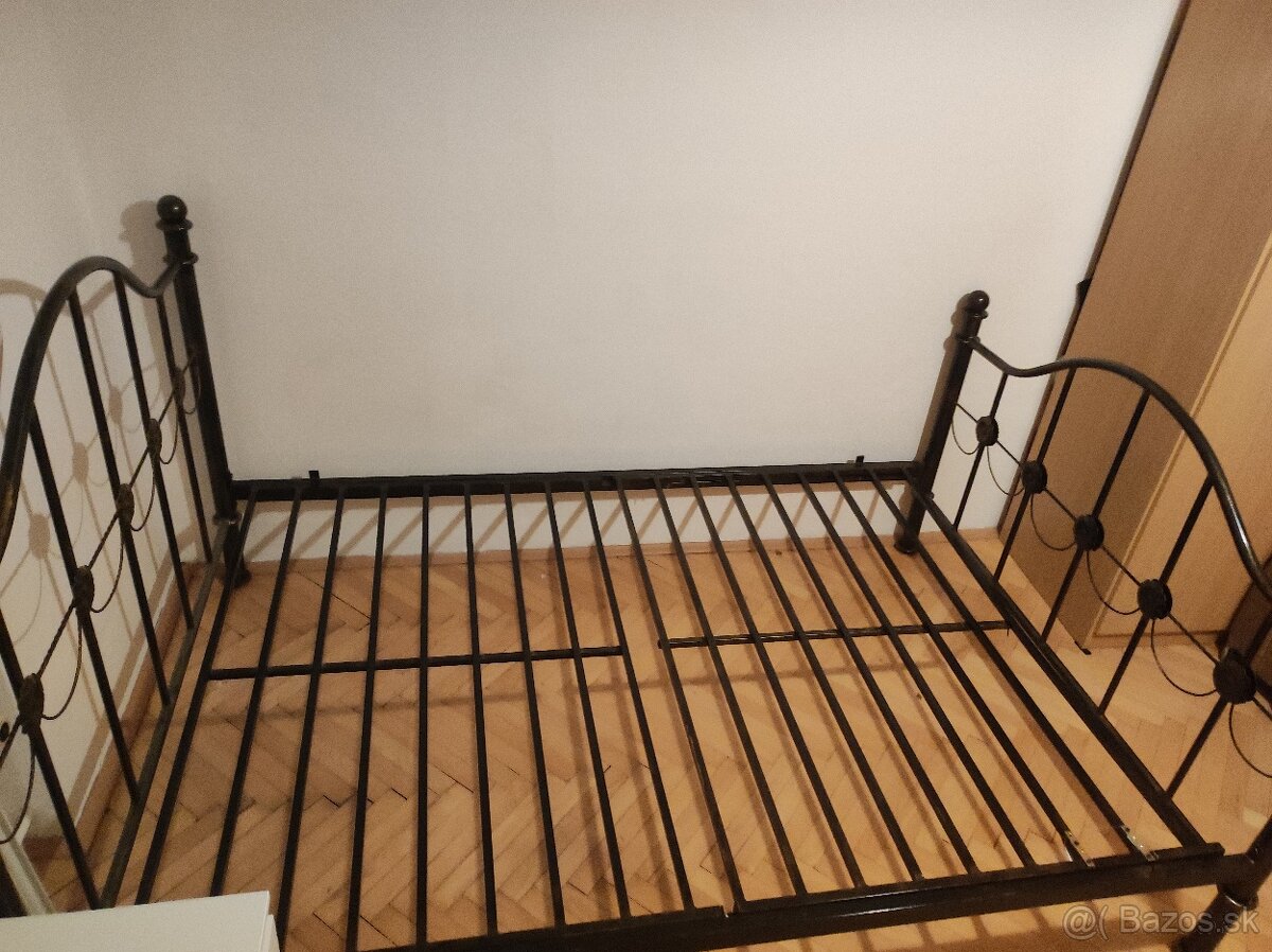 Predám posteľ s rozmermi 1,4 x 2,0 - 5