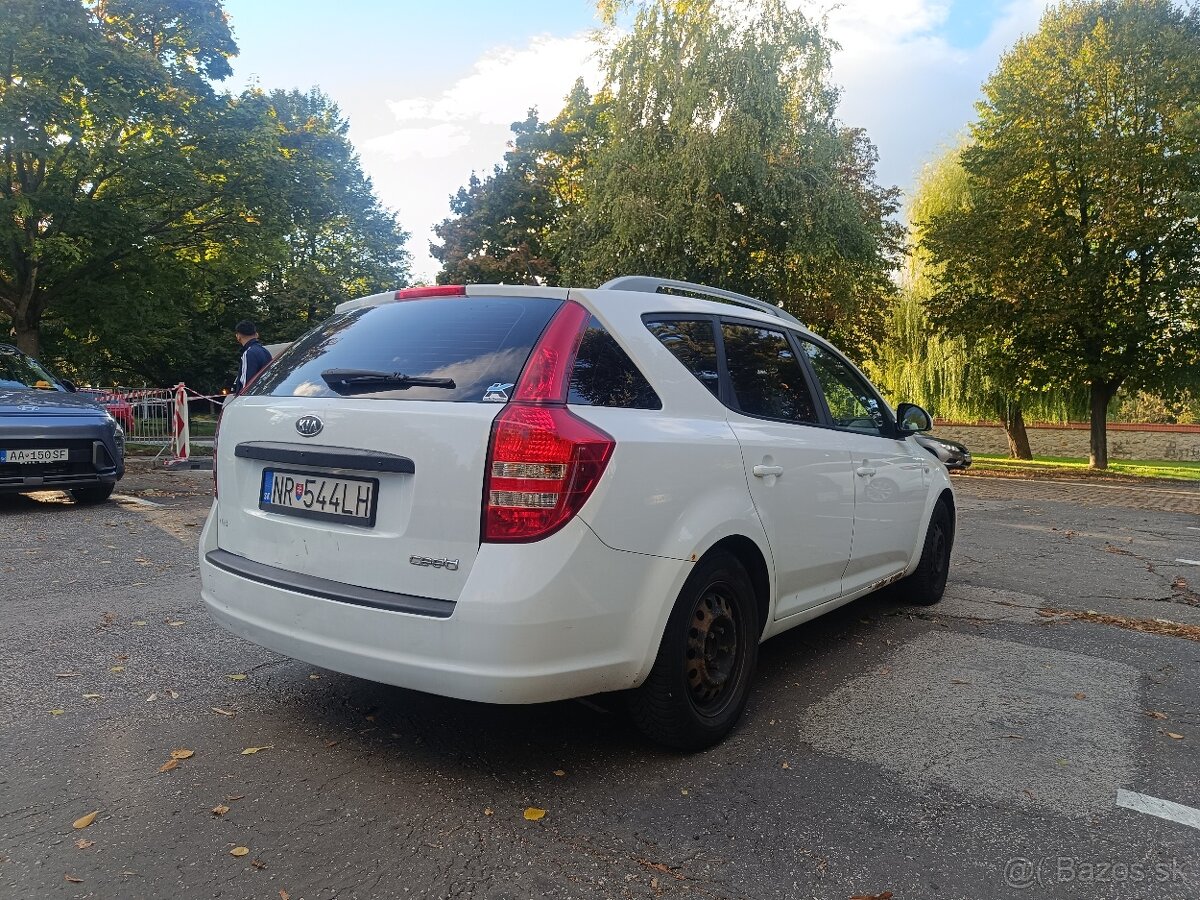 Kia Ceed Combi 2,0 CRDI - 5