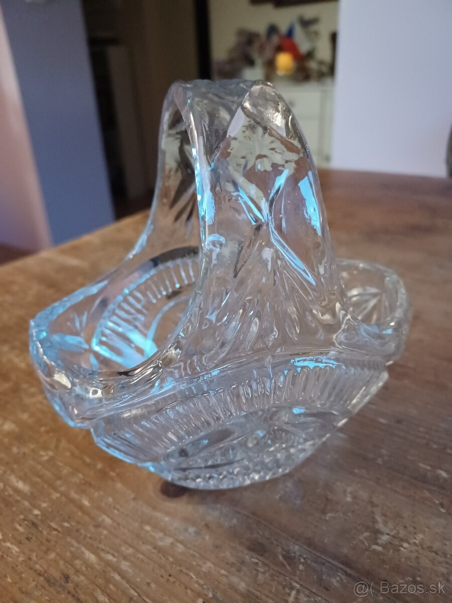 Košík z lisovaného skla - 5