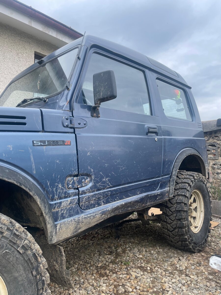 Suzuki Samurai 413