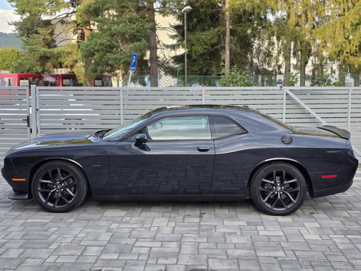 Dodge Challenger 5.7 V8 Hemi 2019 DPH - nebúrané - 5