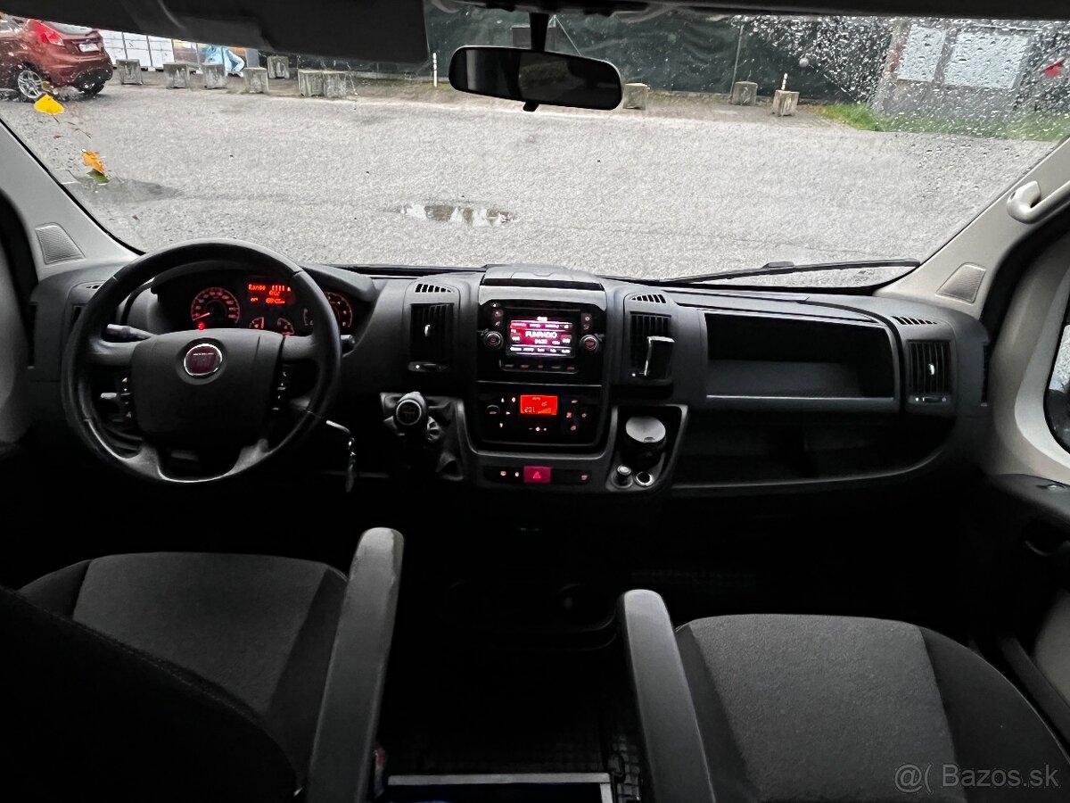 Prenájom 8- miestne Fiat Ducato - 5