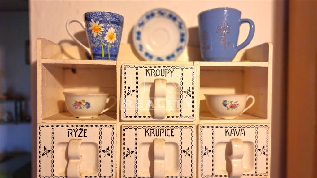 NA PREDAJ UDRŽIAVANÁ REKONŠTRUOVANÁ DREVENICA, LYSÁ POD... - 5