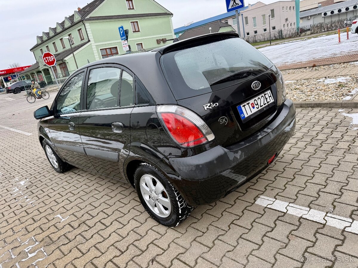 KIA Rio 1.4 LX plus - 5