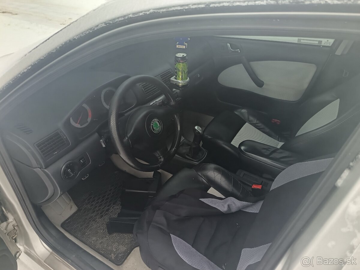 ŠKODA OCTAVIA 1 RS - 5