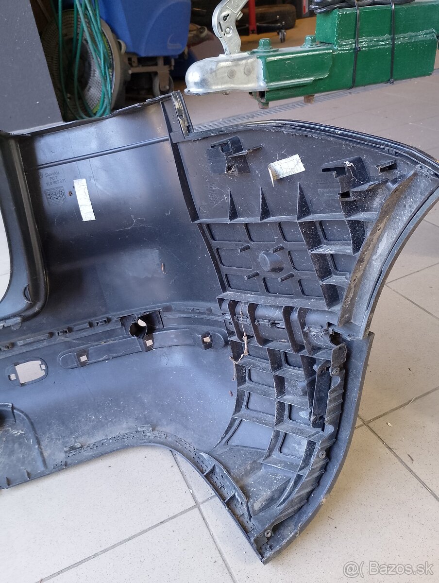 Zadný nárazník Volkswagen Touareg - 5