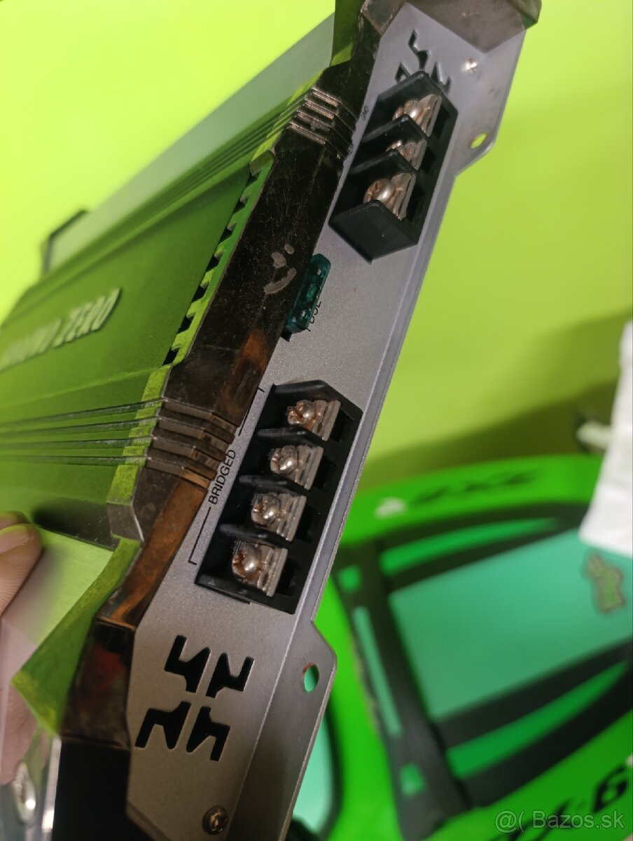 Subwoofer a zosilňovač - 5