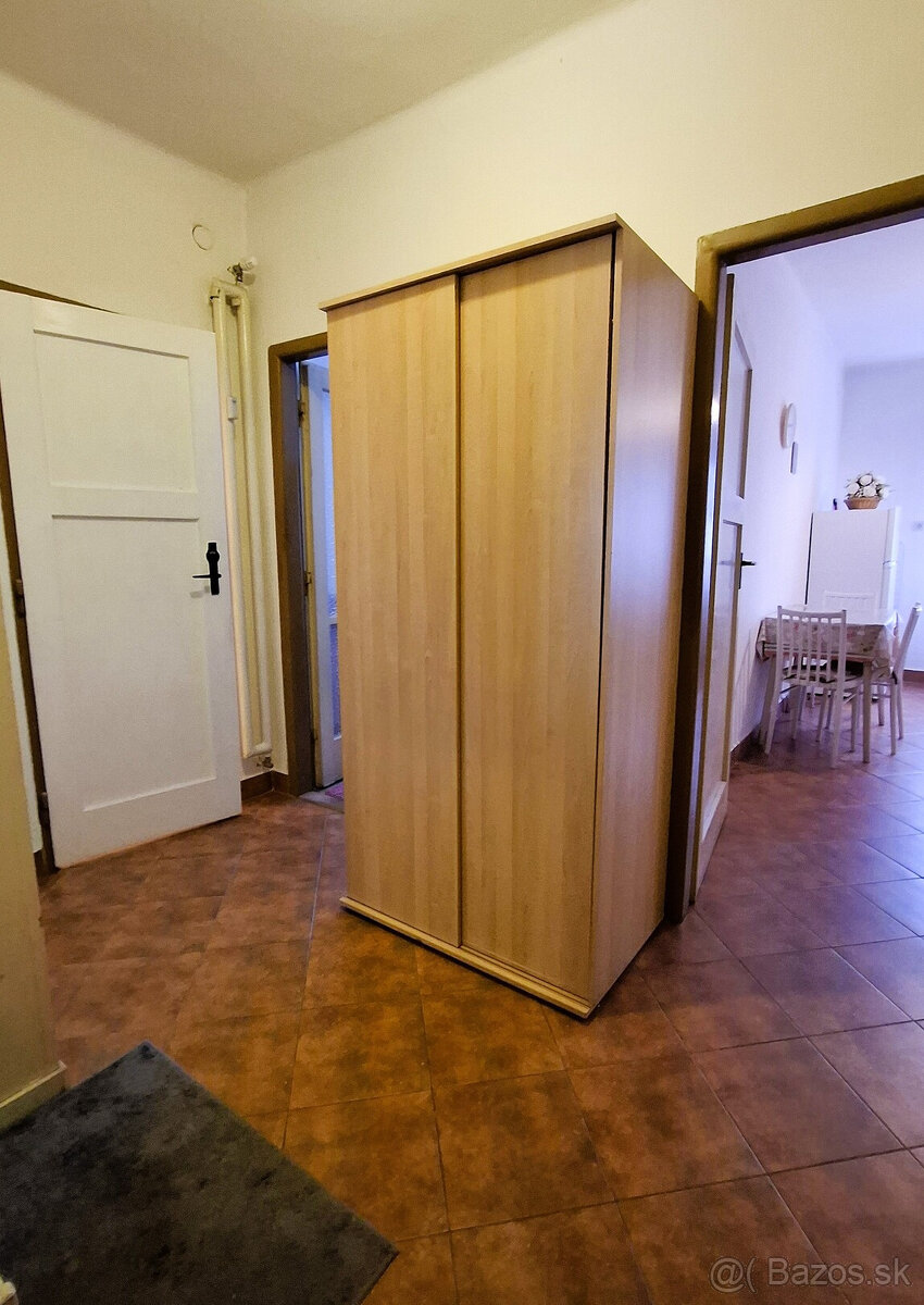 Krátkodobý prenájom 1i byt pri Medickej záhrade, do 04 2026 - 5