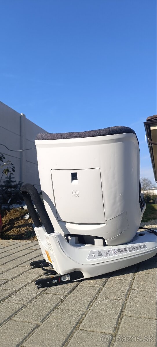 Autosedačka Petite&Mars Reversal II Isofix - 5