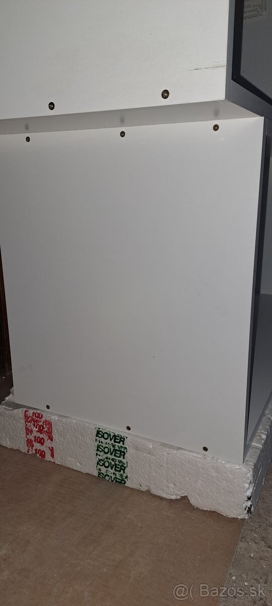 Komoda a Skrinky - 5