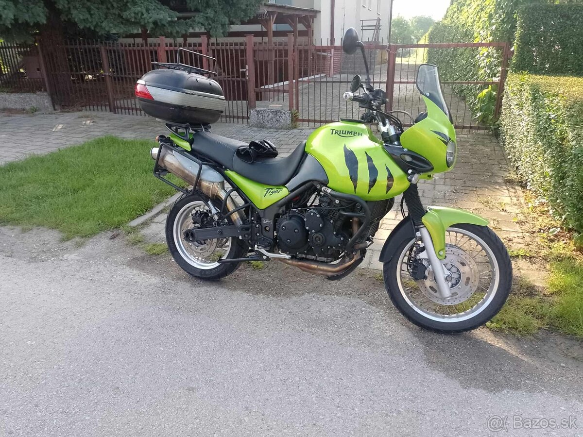 Triumph Tiger 955i - 5