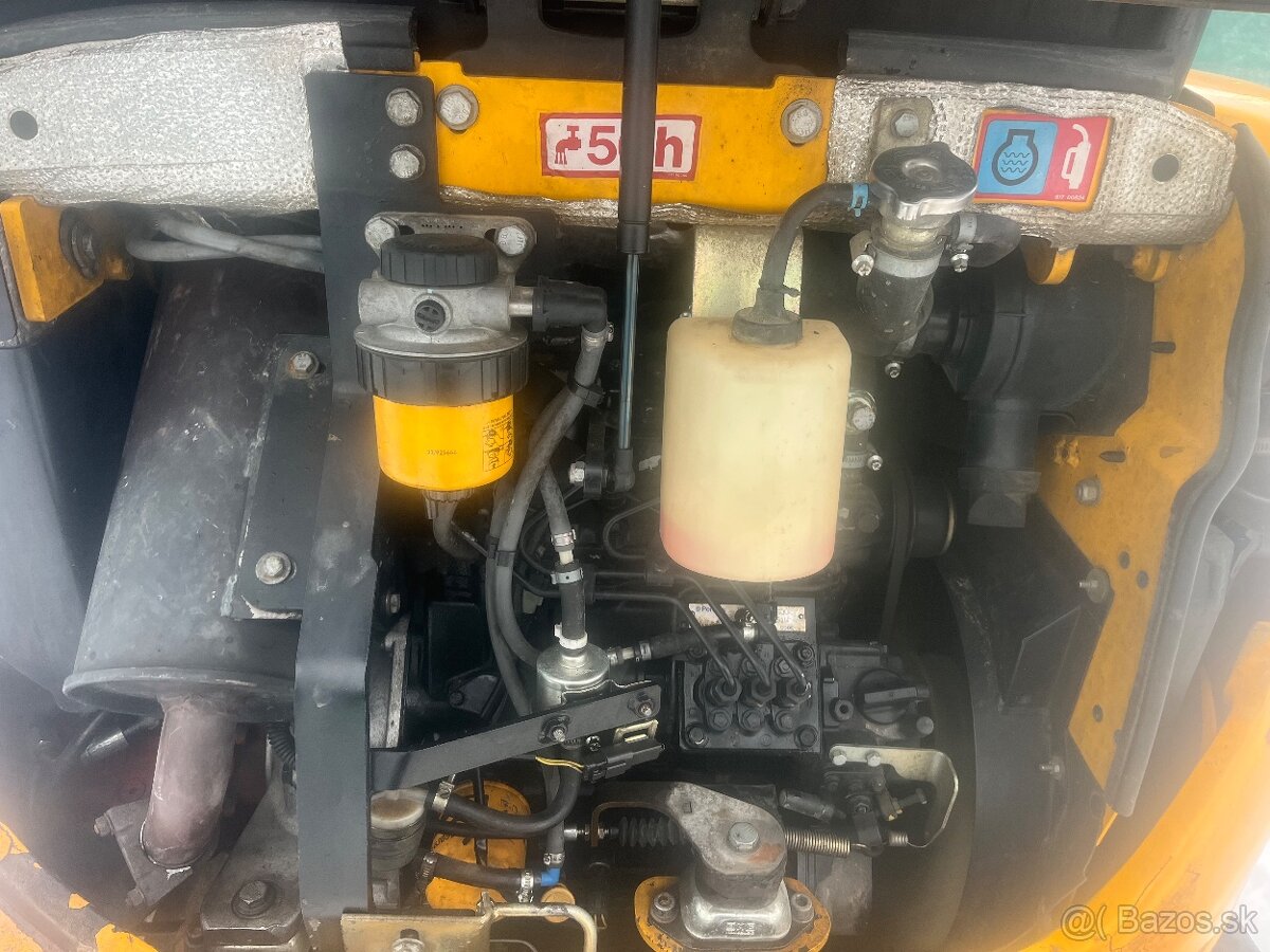 Minibáger JCB 8030 - 5