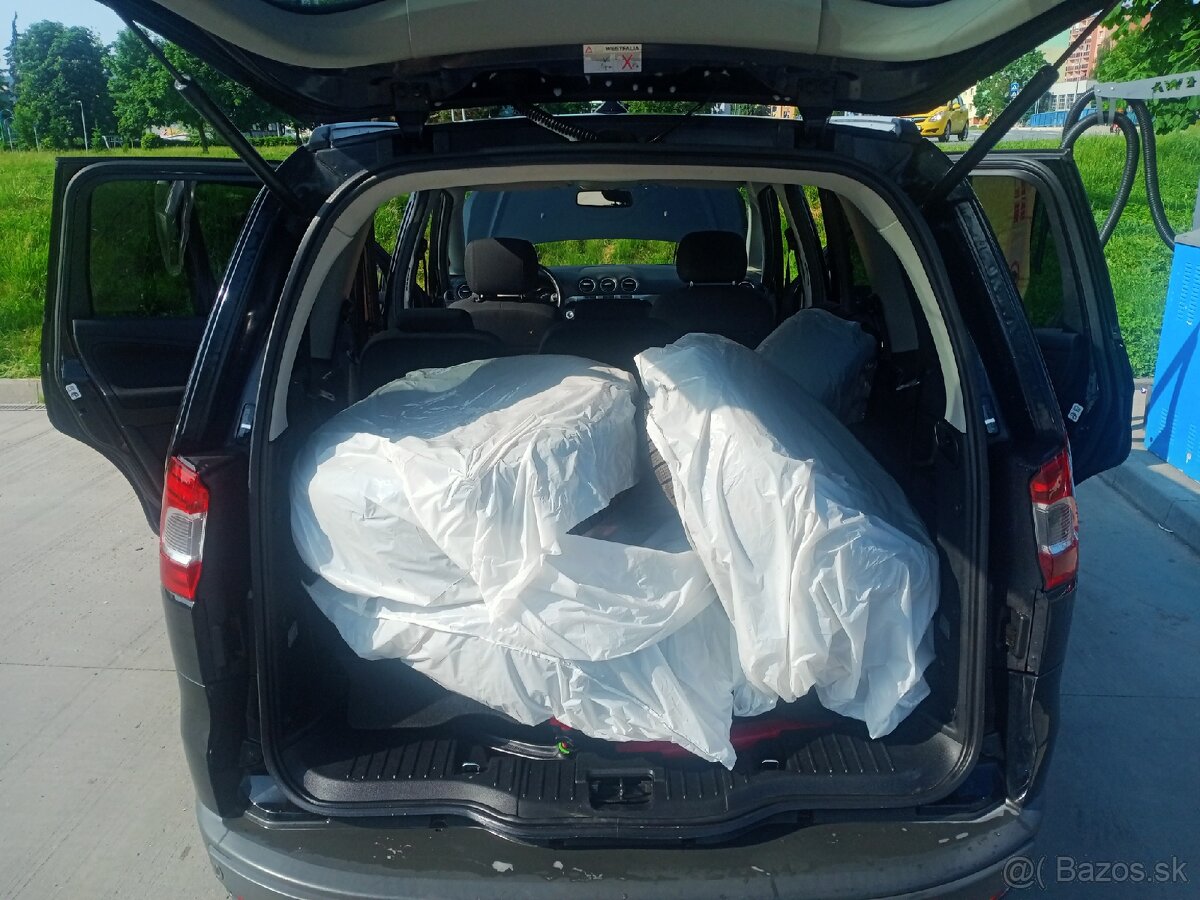 Predám Ford Galaxy benzín - 5