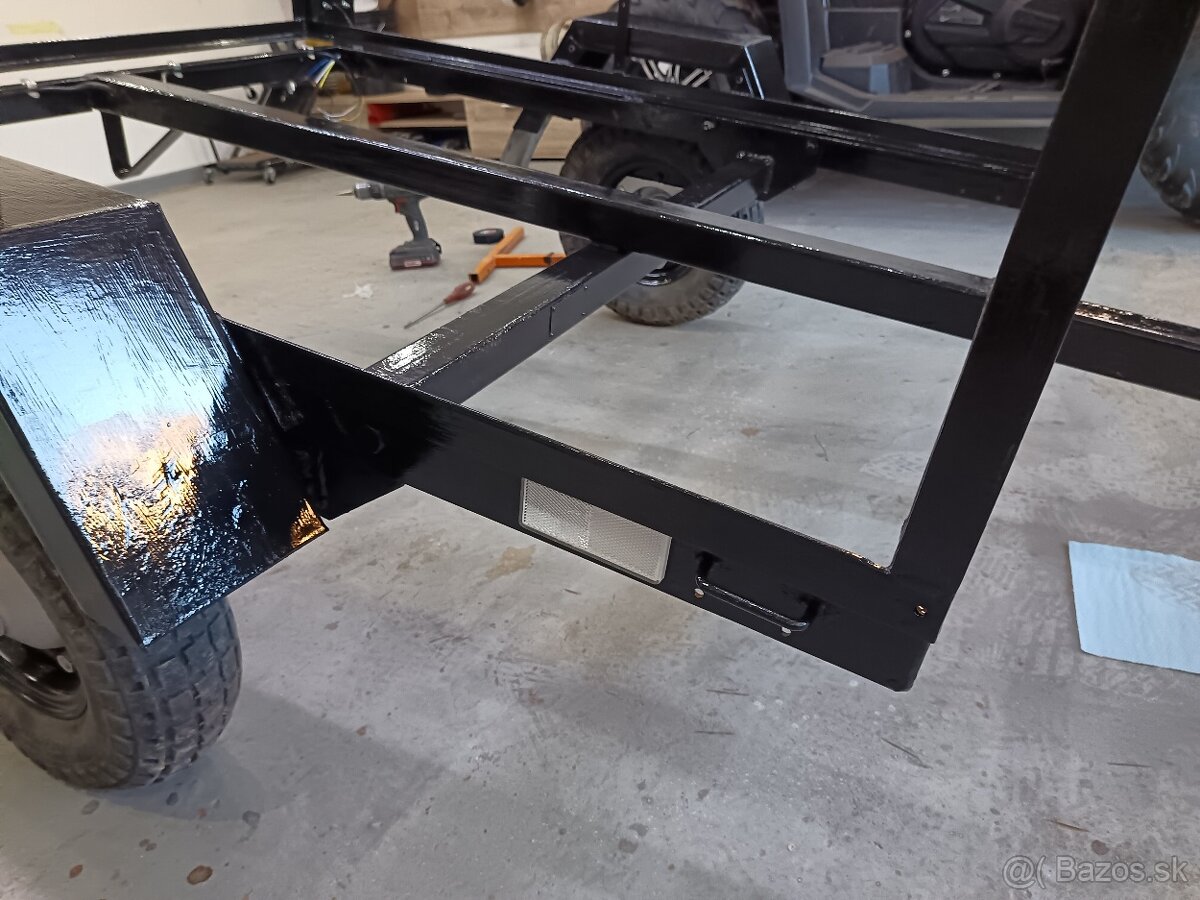 Prívesný vozík - 5