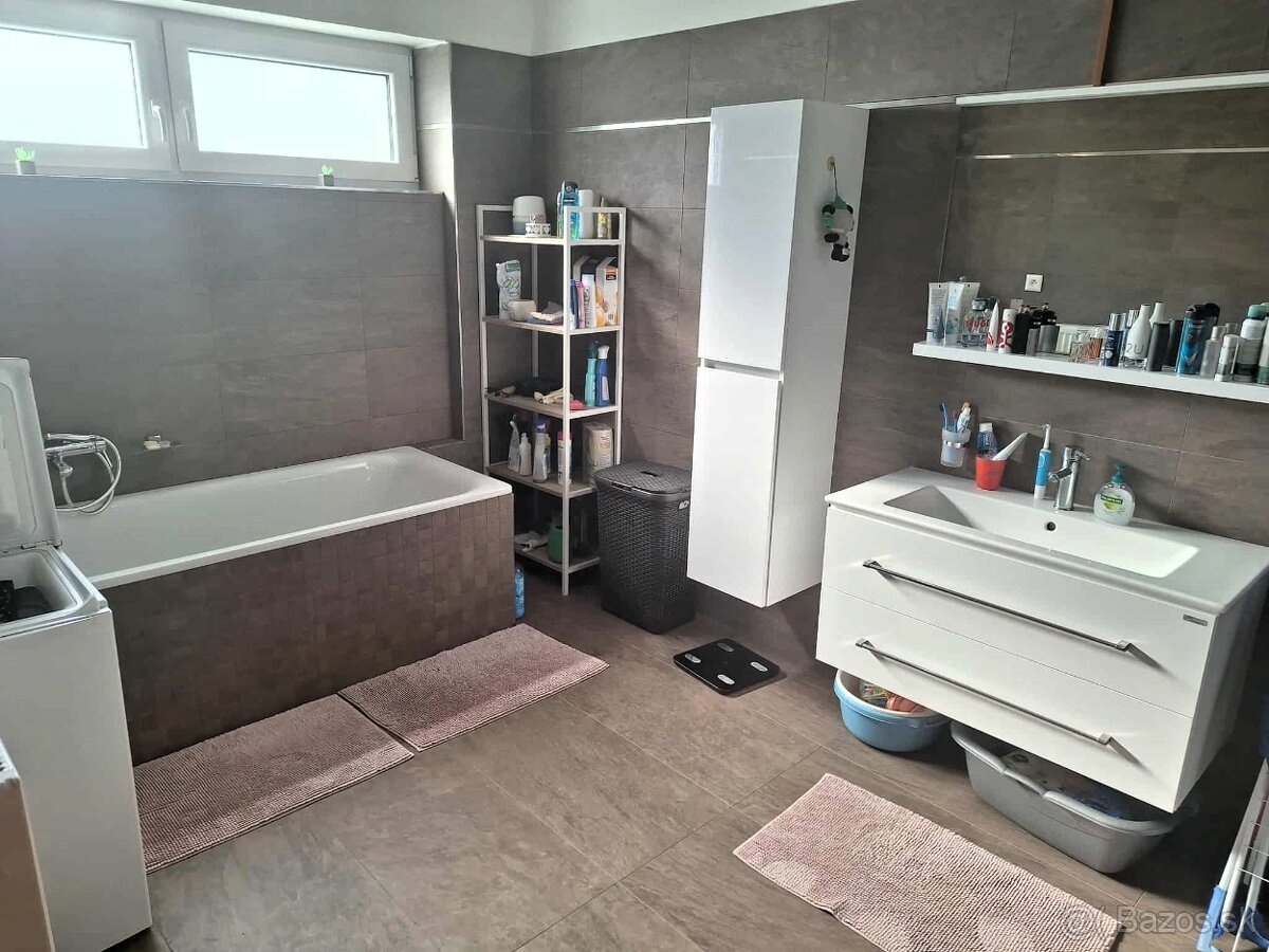 Predaj, rodinný dom v Nových Zámkoch - 5