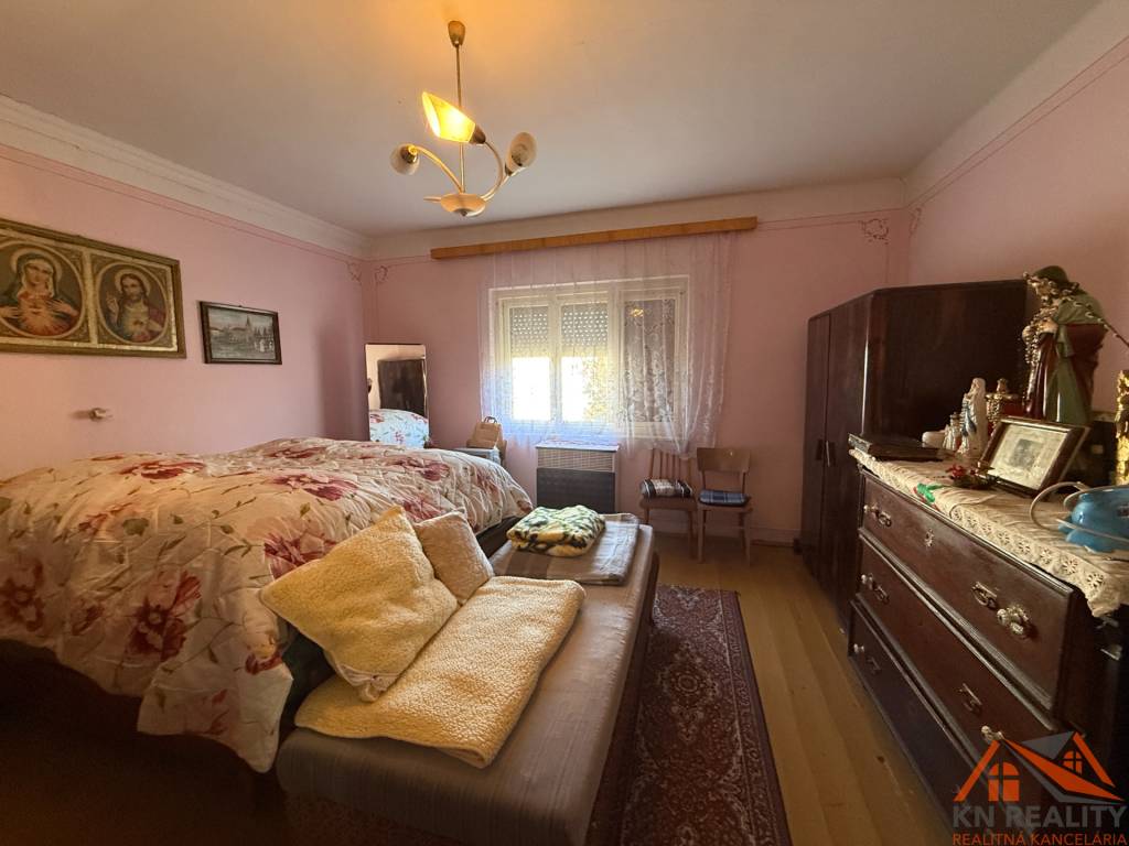 Tehlový rodinný dom s letnou kuchyňou Svätý Peter - 5