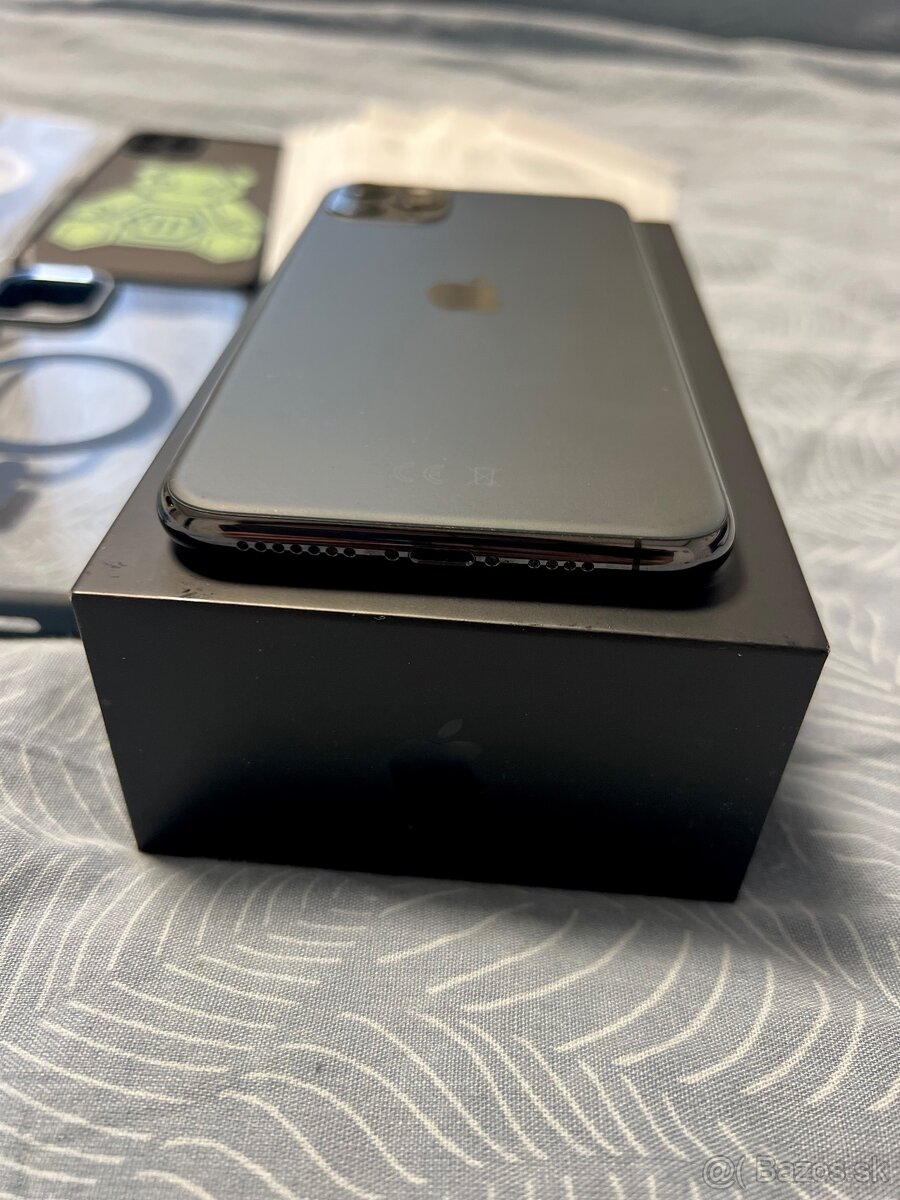 iPhone 11 Pro Max - 5
