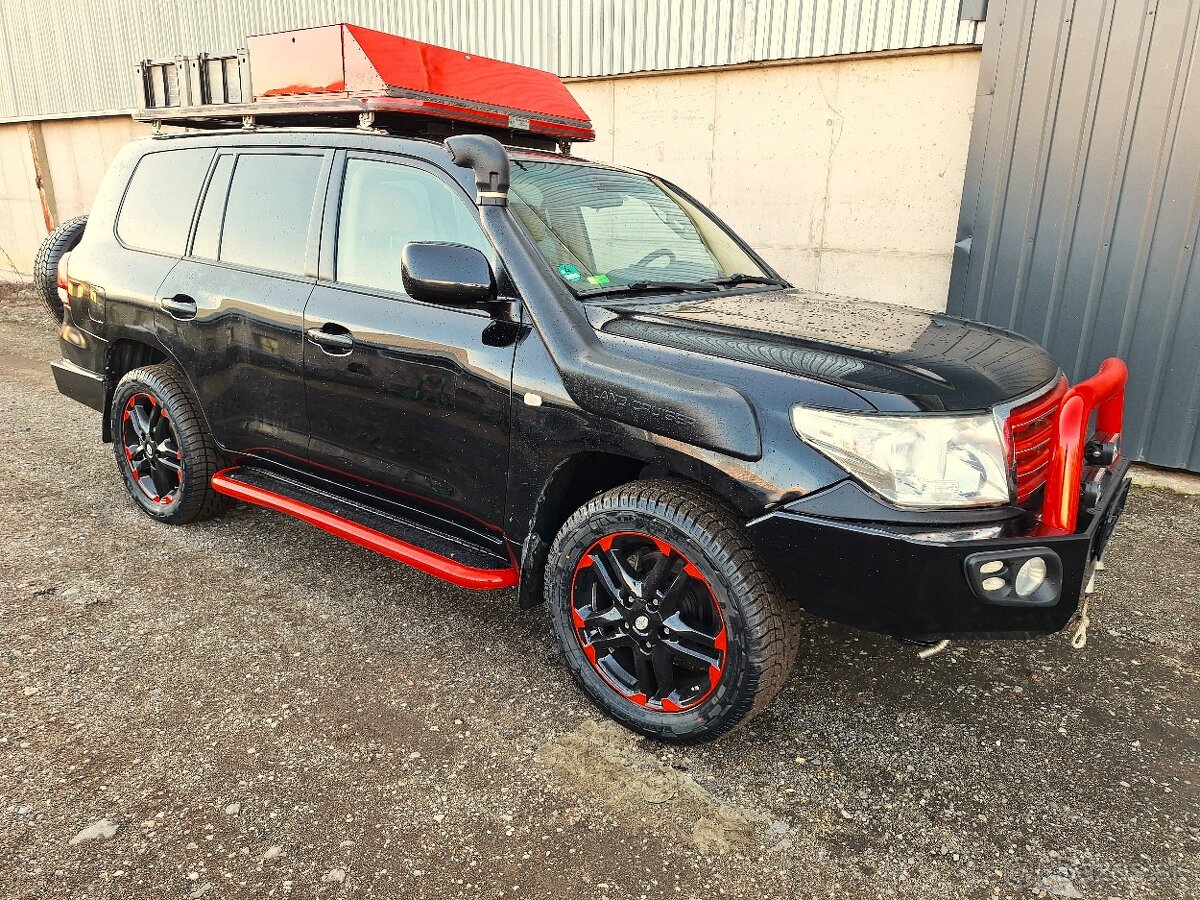 Toyota Land Cruiser 200 4.5 V8 D-4D