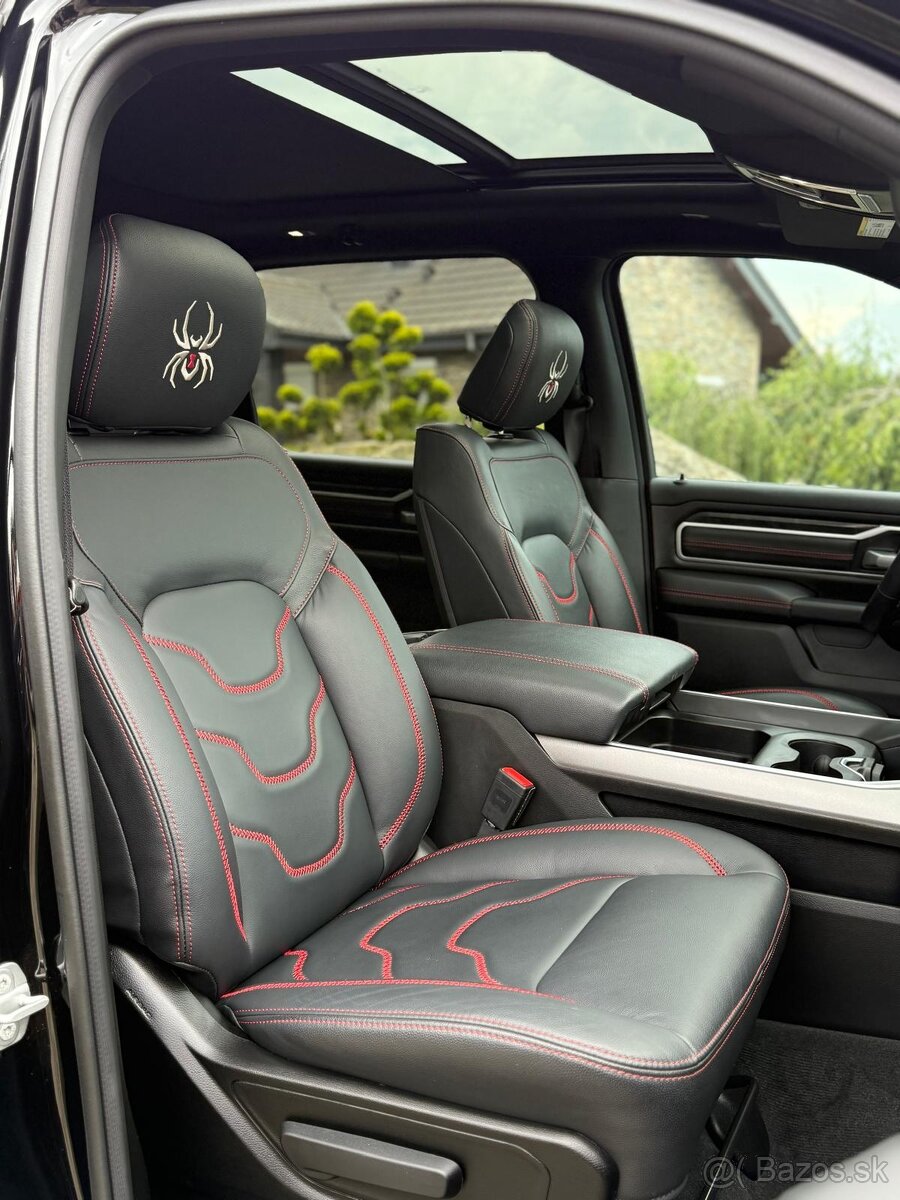 DODGE RAM 1500 5,7 HEMI BLACK WIDOW odpočet DPH