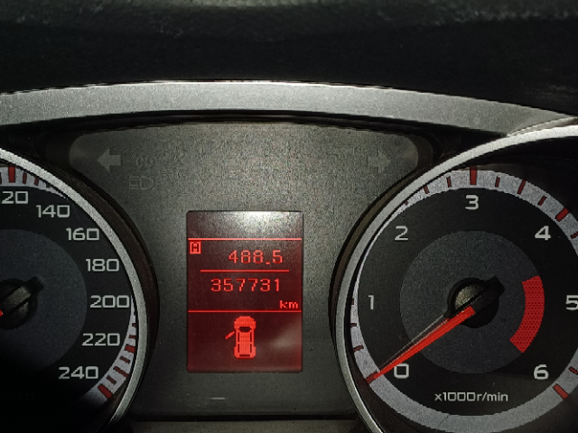 Mitsubishi Outlander - 5