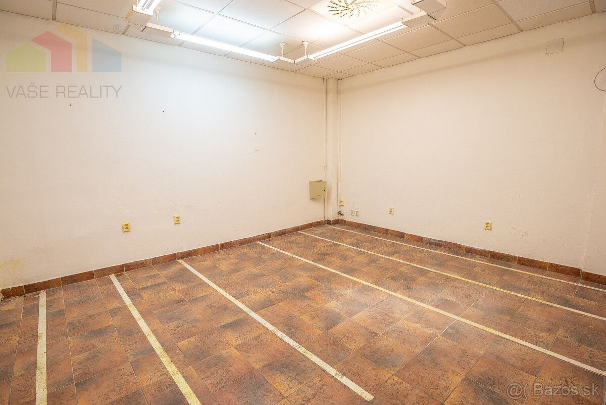 Na prenájom obchodno – reštauračný priestor, 1.207 m², BA – - 5