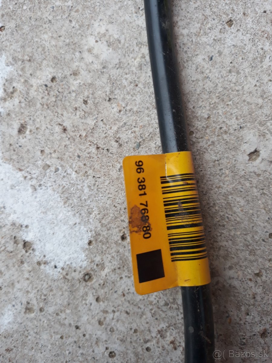 Citroen C3 1,4 palivové trubky, ventil, filter - 5