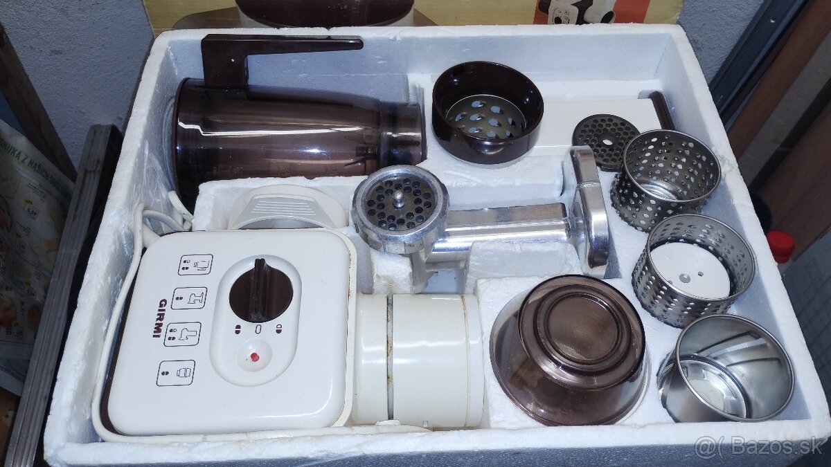 Predám kuchynský robot Girmi - 5