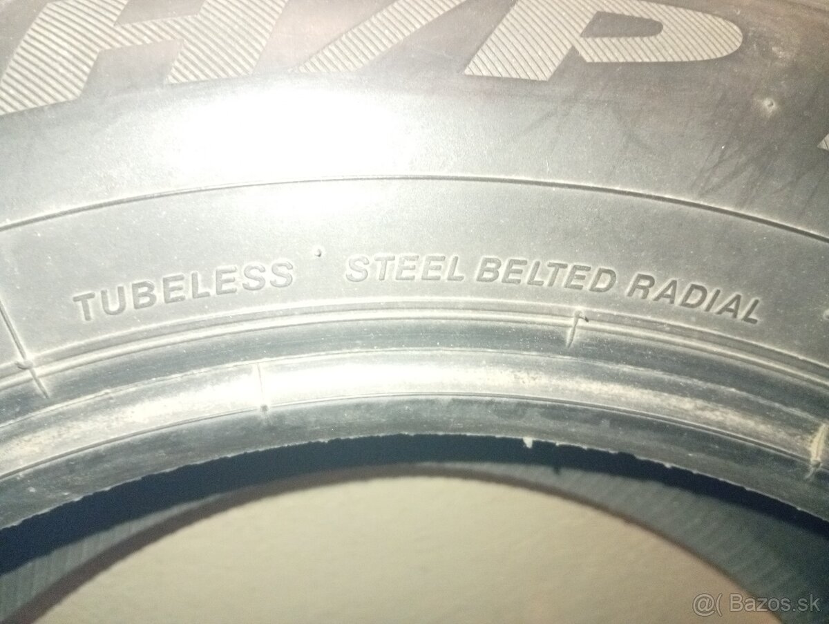 Bridgestone 215/60R17 96V - 5