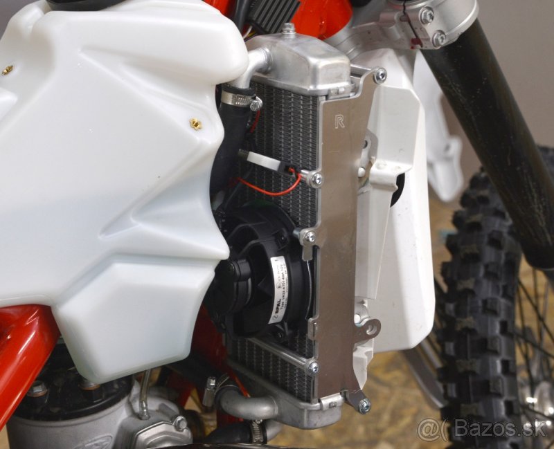 Výztuhy chladiče s ventilátorem KTM, Husqvarna, Beta, GAS,