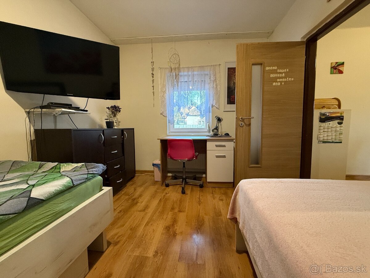 PREDAJ - RODINNÝ DOM - JEDĽOVÉ KOSTOĽANY - 5