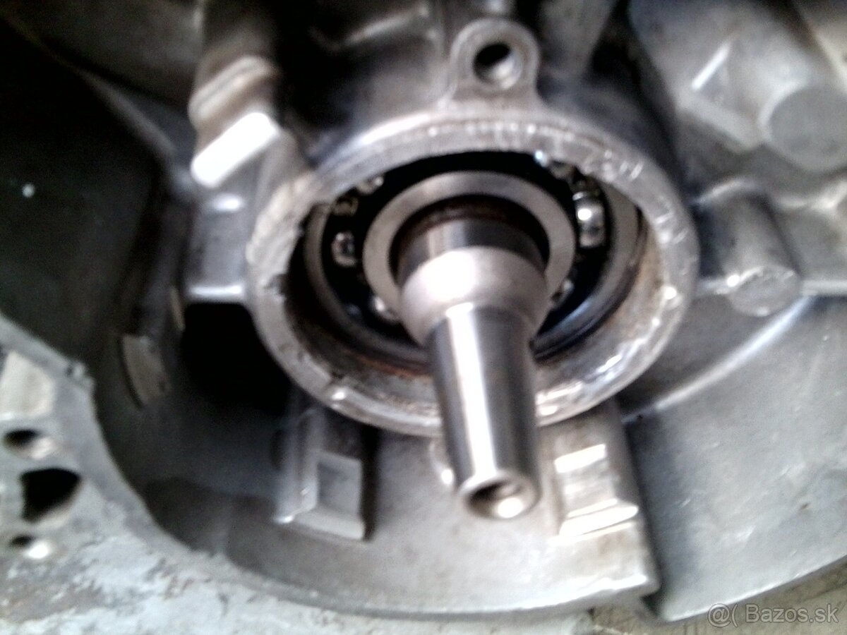 luxusný motor 250/353 a kolena výfuku - 5