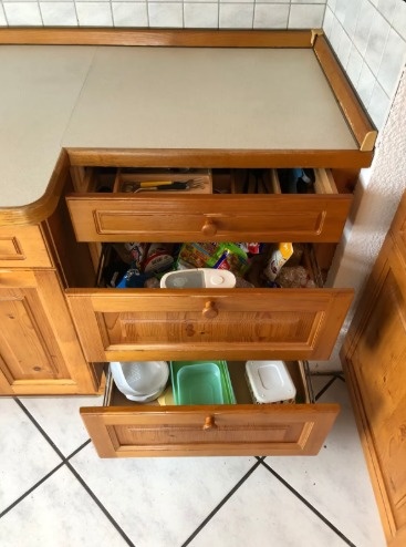 Masívna kuchynská linka z Nemecka so spotrebičmi - 5