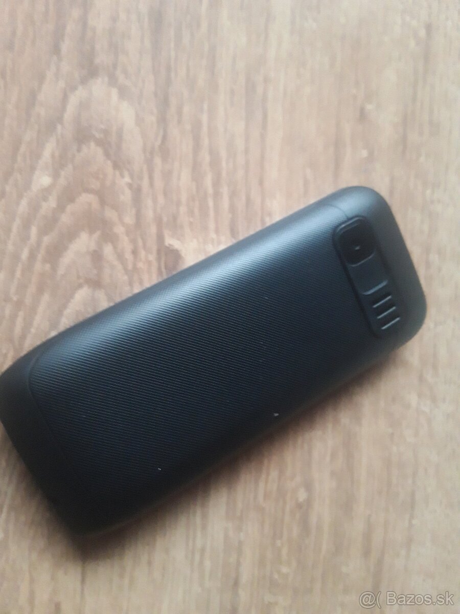 Jednoduchý tlacitkovy telefon - 5