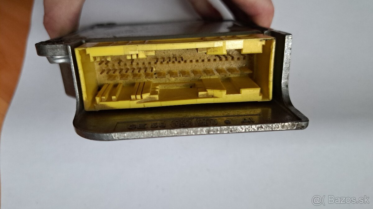 Riadiaca jednotka airbagu 1C0 909 605 - 5