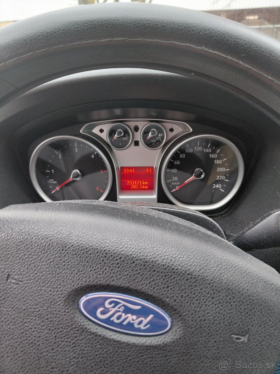Predám ford focus 1.6,TDCI,80kw r.v 2008 - 5