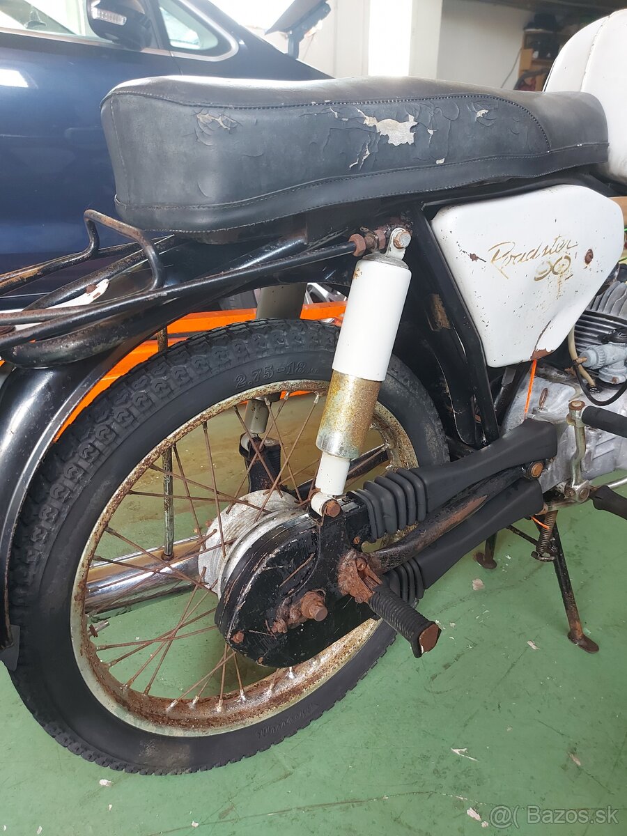 Jawa 90 - 5