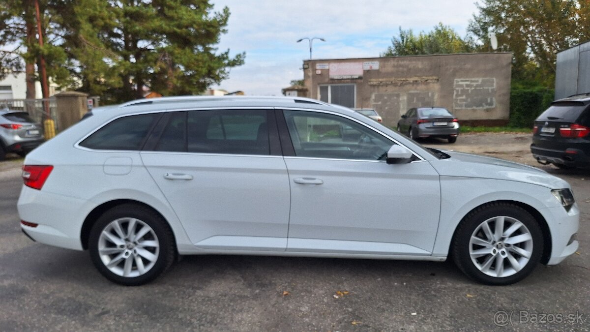 ŠKODA SUPERB COMBI 2.0 TDI.DSG - 5